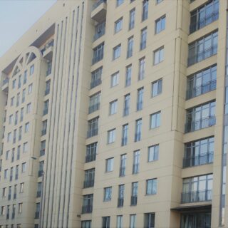 Які огородження вибрати для багатоквартирних житлових комплексов